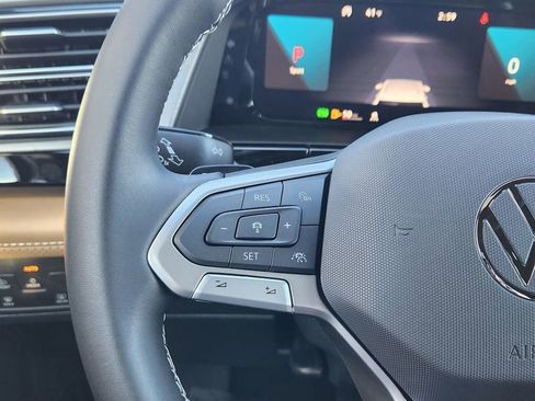 New 2026 Volkswagen Atlas Cross Sport SE image 16