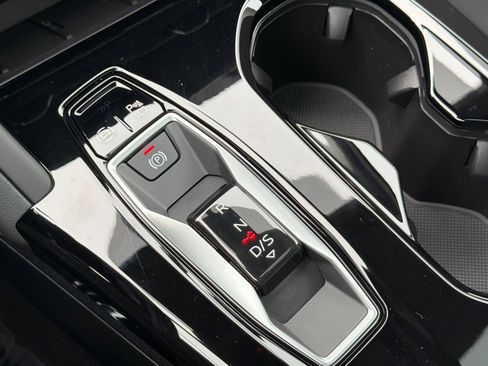 New 2025 Audi Q5 Premium Plus image 21