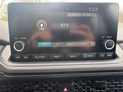 Certified 2025 Honda Accord LX image 24