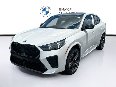 New 2026 BMW X2 xDrive28i w/ M Sport Package AWD/4WD image 3