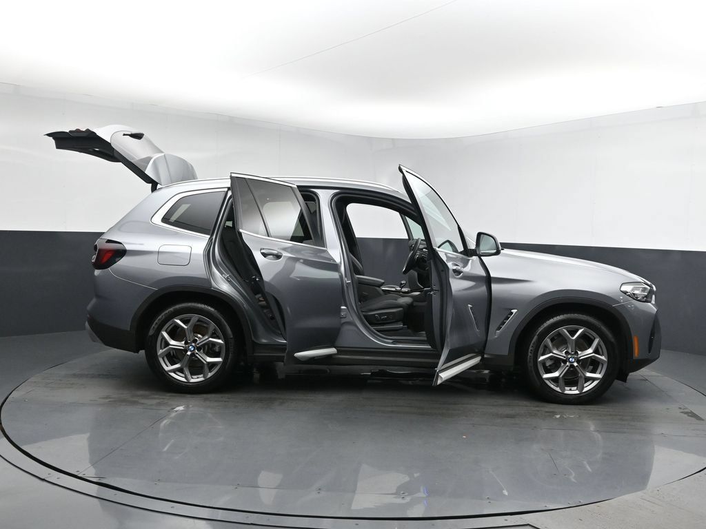 Used 2024 BMW X3 xDrive30i w/ Premium Package AWD/4WD image 24