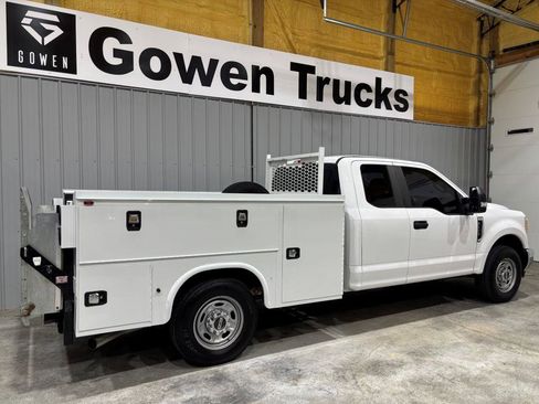 Used 2017 Ford F250 XL w/ Power Equipment Group image 6