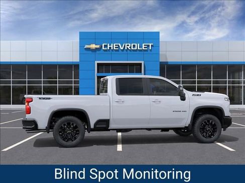 New 2026 Chevrolet Silverado 2500 LT image 5
