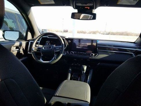 New 2026 GMC Canyon Elevation w/ Convenience Package image 12