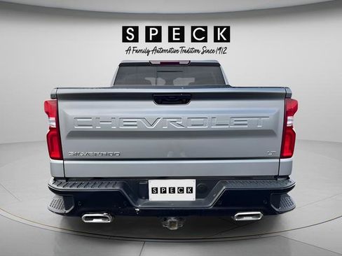 Used 2024 Chevrolet Silverado 1500 LT Trail Boss w/ Convenience Package II AWD/4WD image 4