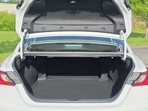 New 2026 Toyota Camry SE FWD image 31