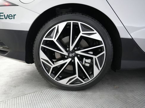Used 2024 Hyundai Ioniq 6 Limited RWD image 22