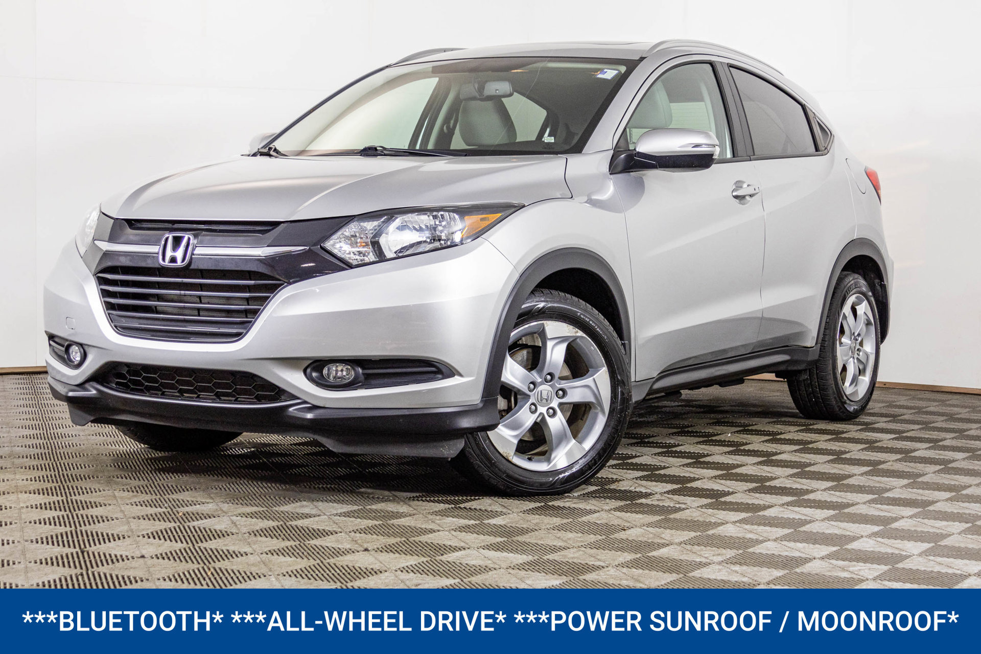Used 2016 Honda HR-V EX-L image 2