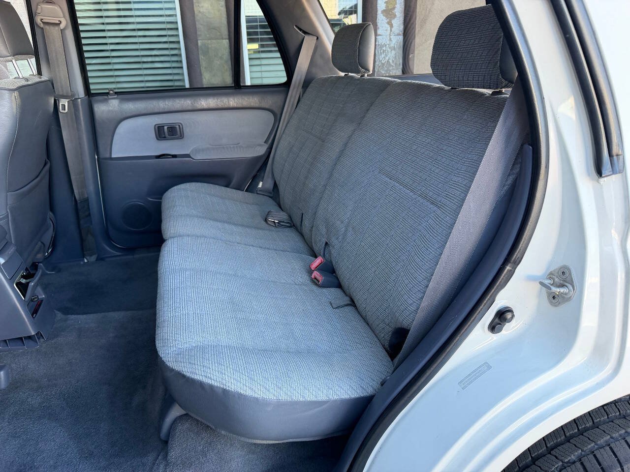 Used 1998 Toyota 4Runner 2WD w/ Upgrade Pkg image 15
