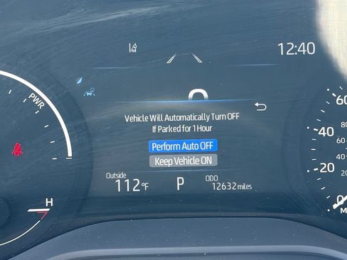 Used 2026 Toyota Sienna LE FWD image 10