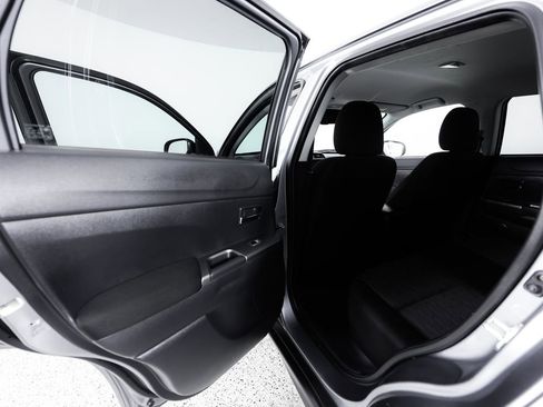 Used 2021 Mitsubishi Outlander Sport SE image 15