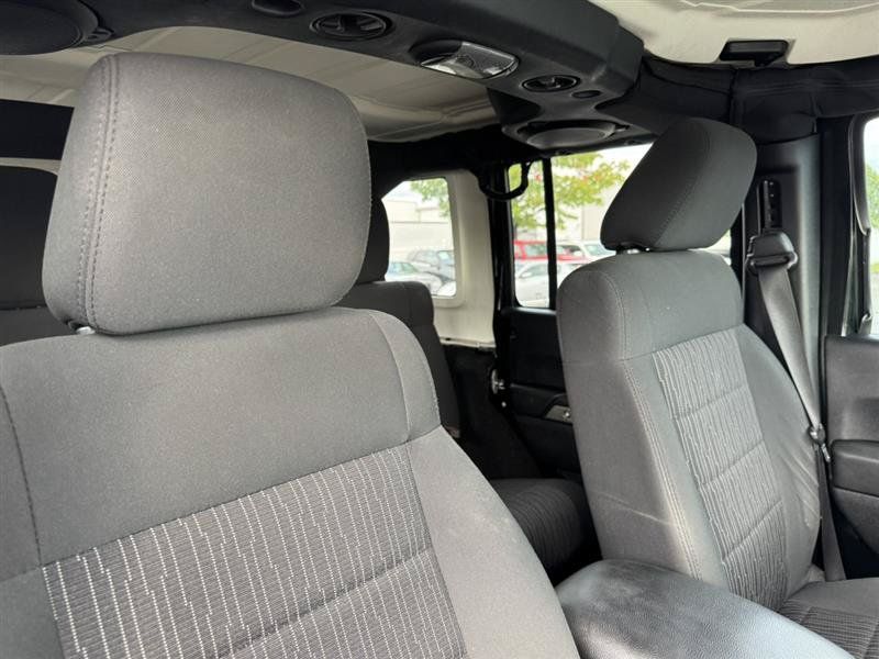 Used 2012 Jeep Wrangler Unlimited Sport AWD/4WD image 16