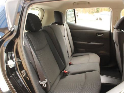 Used 2015 Nissan Leaf S FWD image 13