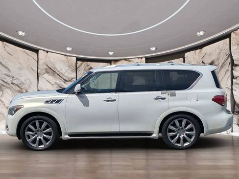 Used 2012 INFINITI QX56 4WD w/ Deluxe Touring Pkg image 4