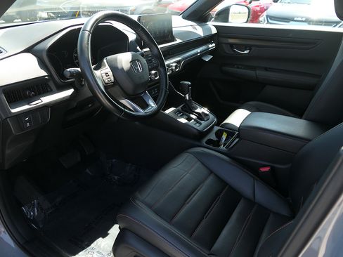 Used 2025 Honda CR-V Sport-L image 11