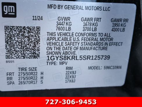 Used 2025 Cadillac Escalade ESV Premium Luxury image 33