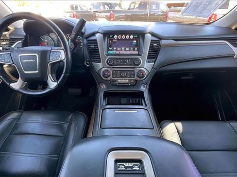 Used 2019 GMC Yukon Denali w/ Denali Ultimate Package image 15
