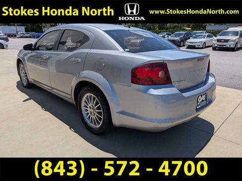 Used 2014 Dodge Avenger SE FWD image 6
