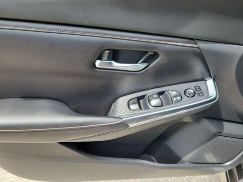 Used 2020 Nissan Sentra SR w/ Electronics Package FWD image 26