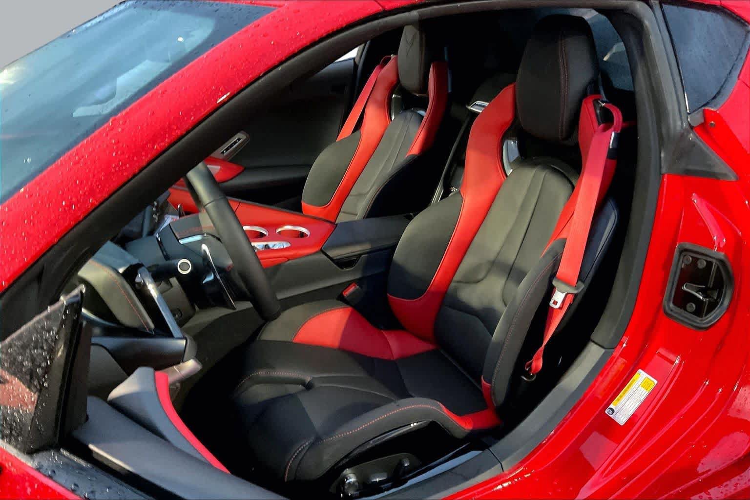 Used 2027 Chevrolet Corvette Grand Sport RWD image 8