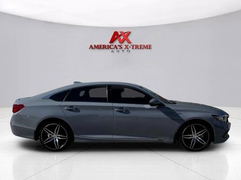 Used 2021 Honda Accord Touring image 6