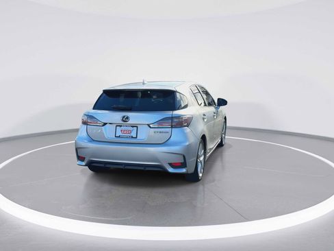 Used 2015 Lexus CT 200h image 7