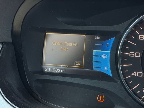 Used 2011 Ford Edge SEL w/ 202A Rapid Spec Order Code FWD image 21