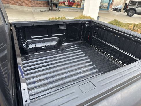 Used 2025 Ford Ranger Lariat w/ Black Appearance Package image 9