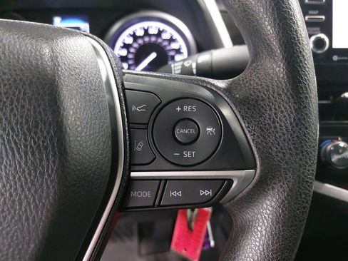 Used 2023 Toyota Camry LE image 17