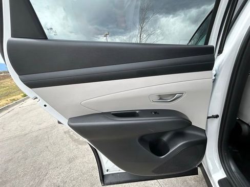 Used 2025 Hyundai Tucson SEL AWD/4WD image 29