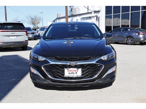 Used 2020 Chevrolet Malibu RS image 2