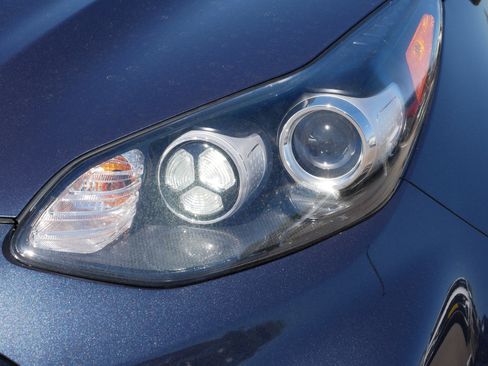 Used 2021 Kia Sportage S w/ S AWD Premium Package image 16