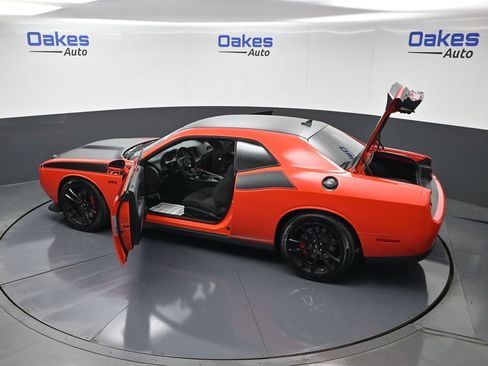 Used 2019 Dodge Challenger R/T Scat Pack w/ T/A Package RWD image 50