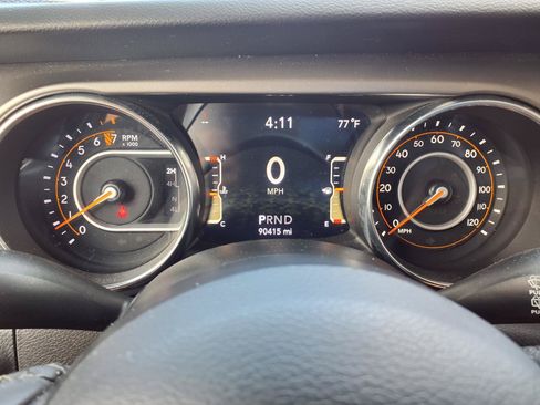Used 2021 Jeep Wrangler Unlimited Sport AWD/4WD image 16