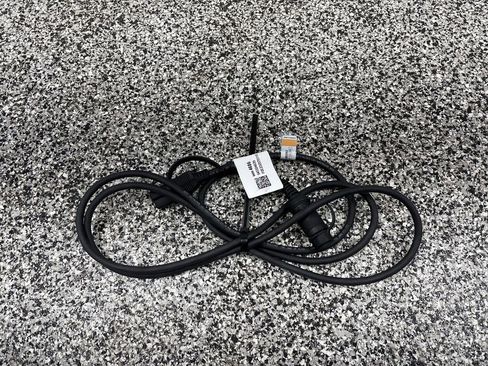 Used 2024 GMC Yukon SLT w/ SLT Luxury Package image 72