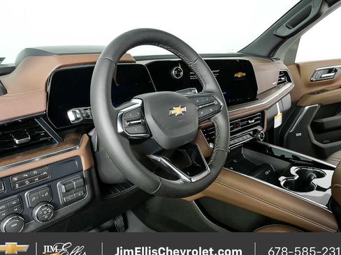 New 2026 Chevrolet Tahoe High Country w/ Sun And Tow Package AWD/4WD image 4