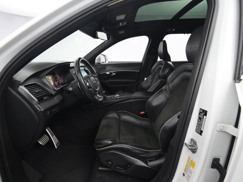 Used 2019 Volvo XC90 T6 R-Design w/ Protection Package image 40