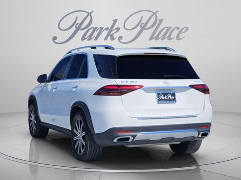 Used 2024 Mercedes-Benz GLE 350 4MATIC image 3