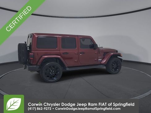 Used 2022 Jeep Wrangler Unlimited Sahara w/ Cold Weather Group AWD/4WD image 5