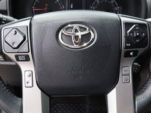 Used 2021 Toyota 4Runner SR5 Premium w/ Moonroof Package AWD/4WD image 16