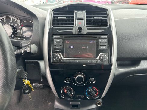 Used 2017 Nissan Versa Note SR FWD image 15
