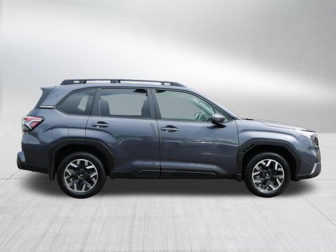 Certified 2025 Subaru Forester Premium AWD/4WD image 8