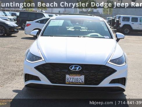 Used 2022 Hyundai Sonata Limited w/ Winter Weather Package image 2
