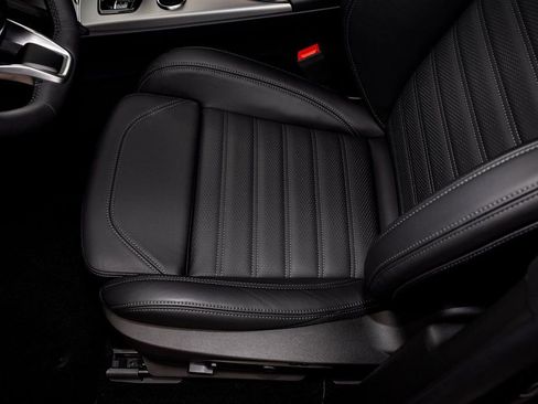 New 2025 Alfa Romeo Stelvio Sprint image 21