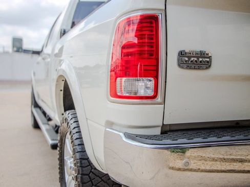 Used 2017 RAM 3500 Laramie Longhorn AWD/4WD image 11