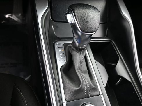 Used 2022 Kia Sorento LX image 25