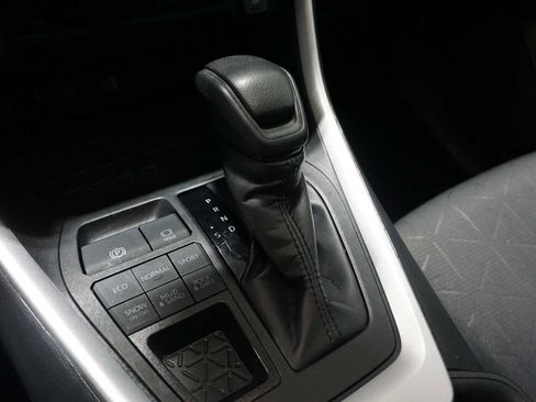 Used 2024 Toyota RAV4 XLE image 22