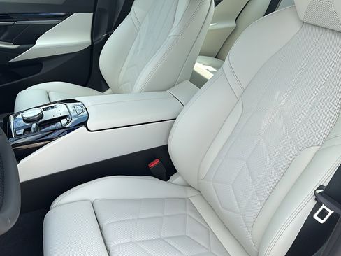 New 2025 BMW 530i w/ Premium Package image 12