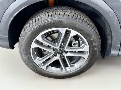 Certified 2025 Audi Q5 Premium Plus w/ Premium Plus image 32