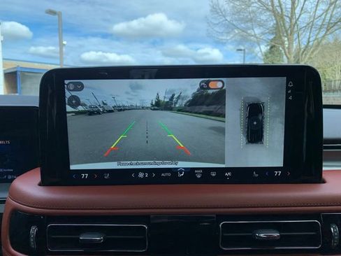 Certified 2025 Lincoln Aviator Reserve w/ Equipment Group 201A AWD/4WD image 22